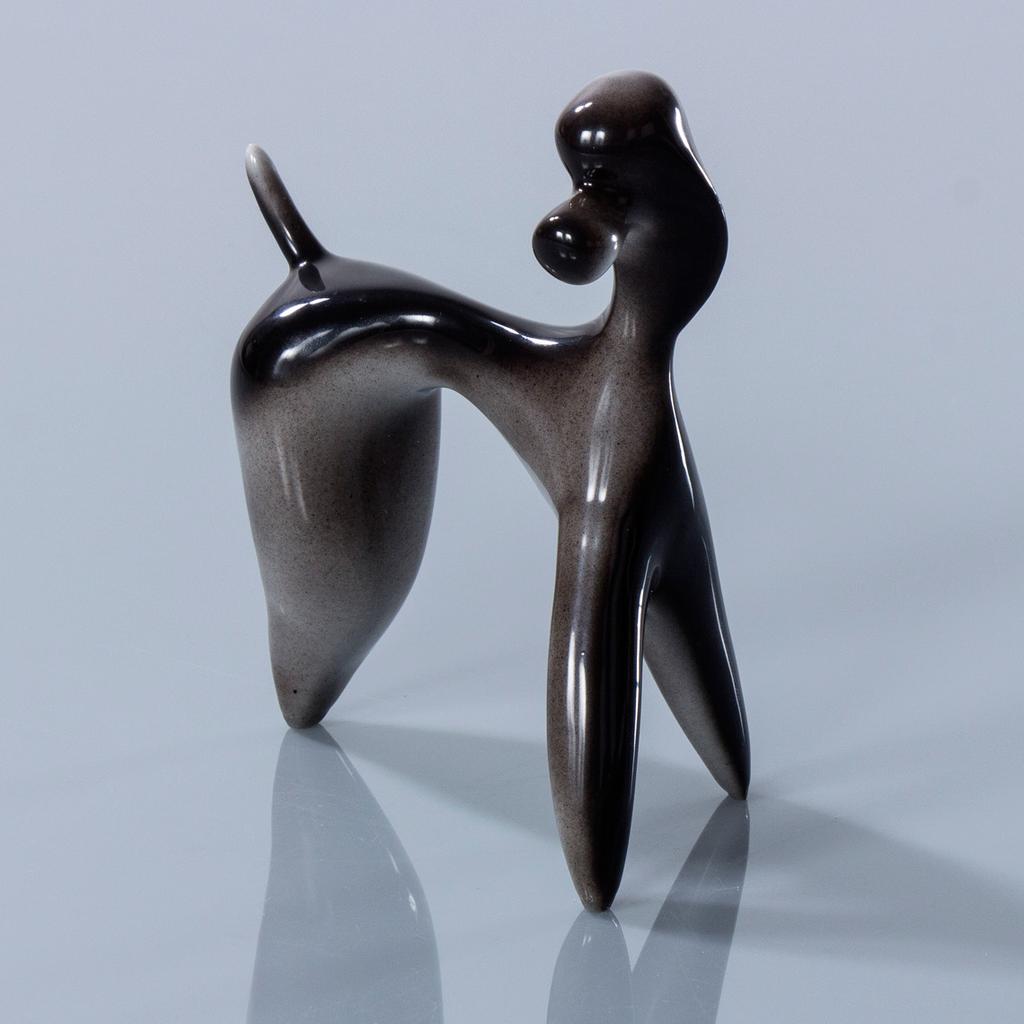 FIGURKI KOLEKCJA PSY Spod złotych rąk należących do Polskich Fabryk Porcelany Ćmielów i Chodzież S.A. wyszła nowa seria figurek.