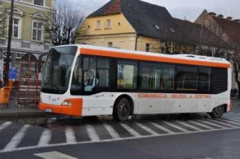 Od 1 stycznia 2012 roku za obsługę komunikacji miejskiej w Gostyniu odpowiada firma Usługi Transportowe-Handel UTH Grzegorza Ludwiczaka z Gostynia.