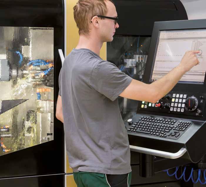 Using new technologies, innovative processes and the highest quality materials, we build cable cutting, stripping and crimping tools, striking tools, shank chisels and a wide variety of other tools.