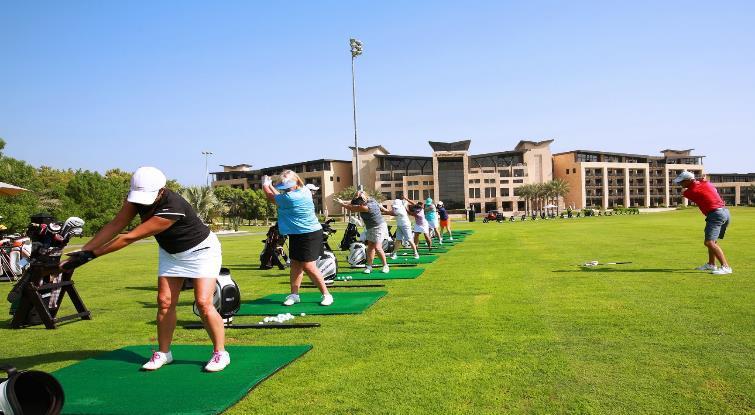 Dzień 1 Marca 2018 (Czwartek) Abu Dhabi, Abu Dhabi Golf Club Golfiści - Po śniadaniu przejście na pole golfowe Abu Dhabi Golf Club. Trening od 9 do 18.00 z przerwą na lunch.