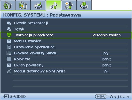 Skonfiguruj ekran za pomocą przycisku Quick Install na pilocie; można także przejść kolejno do pozycji KONFIG. SYSTEMU: Podstawowa > Instalacja projektora po włączeniu projektora.