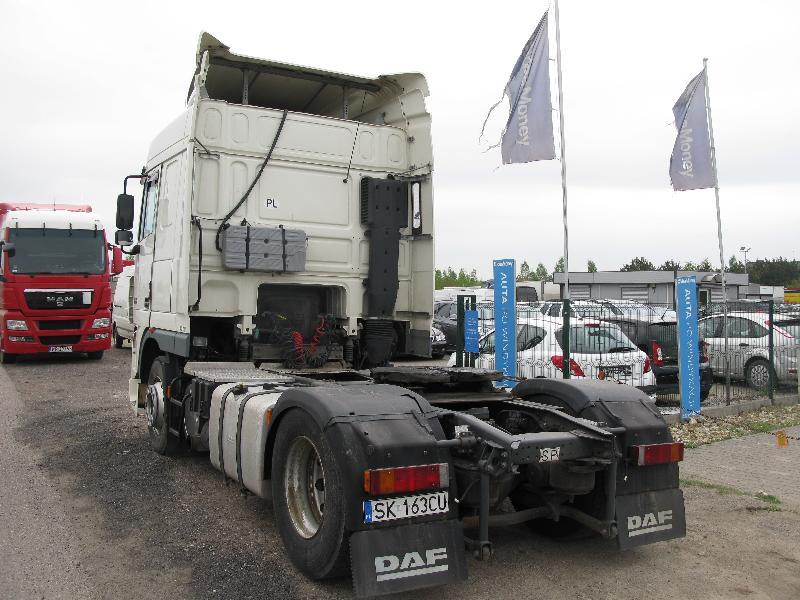 Dane: [C] V-2015 Marka: DAF