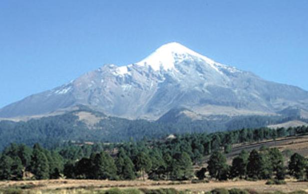 Odpowiedź 15 Czynny wulkan będący najwyższym szczytem Meksyku i całej