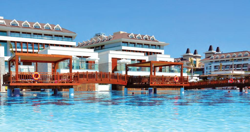 Ultra All Inclusive (24 h) System nie zawiera: wysokojakościowych alkoholi, soków ze świeżych owoców,