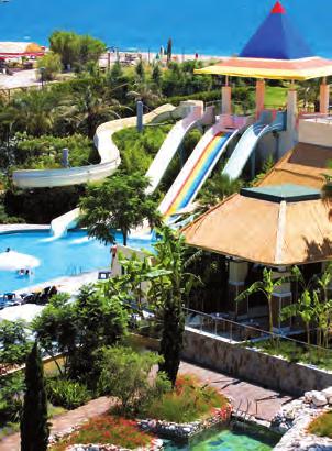W HOTELU: 6 restauracji, 7 barów, 4 sale konferencyjne, winda, basen kryty (250 m²), 3 baseny odkryte (2850, 560, 380 m²), aquapark (8 zjeżdżalni).