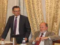 Następnie Pan dr Tadeusz Sierny Dziekan Wydziału Komunikacji społecznej i Informatyki Stosowanej wskazał na potrzebę uruchomienia nowych kierunków studiów na poziomie licencjatu oraz drugiego stopnia.