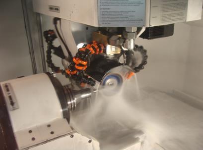 Wird die Fräser eine andere rehrichtung und Blade-System zu haben, bitte die Katalognummer zusätzlich zu setzen solche Markierung. V201.100.032.080.