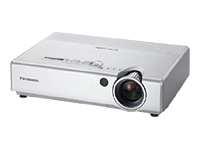 6. KARTY KATALOGOWE URZĄDZEŃ WIDEOPROJEKTOR Panasonic PT LB-30 Przetwornik obrazu 0,8" p-si LCD*3 Lampa 220W UHM TM Jasność (ANSI lumenów) 3 000 Obiektyw F: 1,7-1,8, f: 24,0-28,8 mm Kontrast 400:1