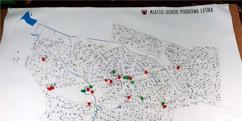 Miejsca, które zdaniem mieszkańców nie wykorzystują swojego potencjału i wymagają interwencji (kolor czerwony): - wjazd do Podkowy od ul.
