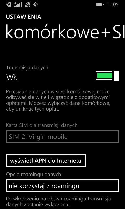 Windows Phone kwestię dual SIM rozwiązał w ten sposób, że umieścił podwójne ikony aplikacji telefonu i aplikacji wiadomości, dla każdej karty osobno.