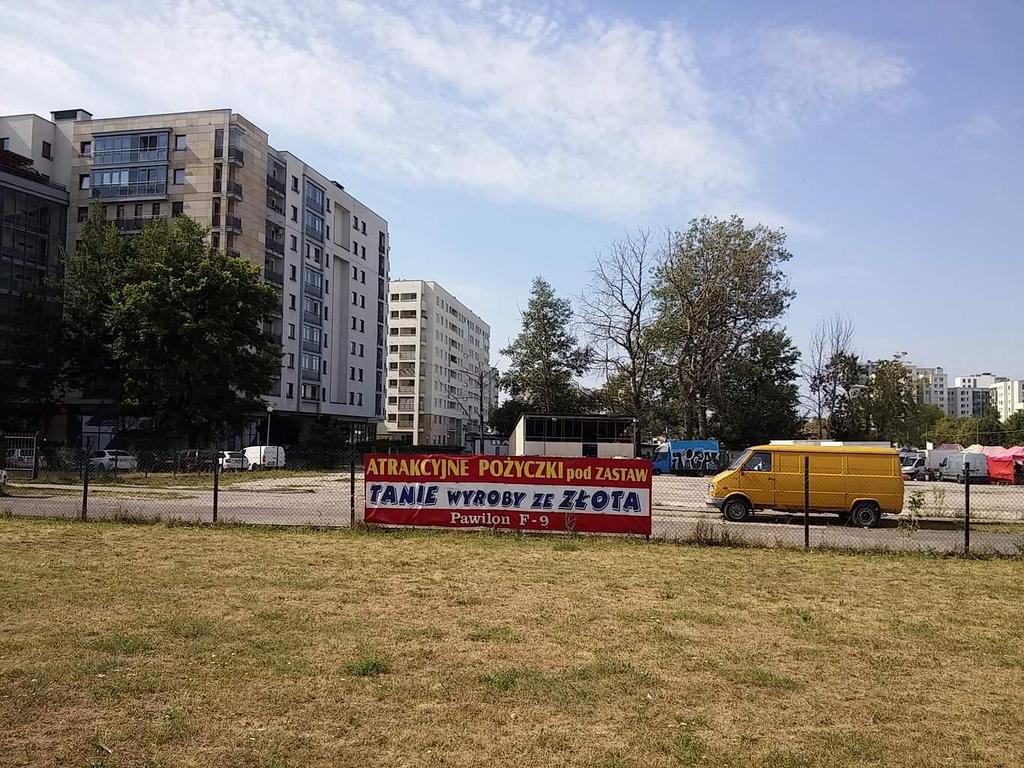 Ciekawe czy te tanie wyroby ze złota to niewykupiony zastaw pod atrakcyjne pożyczki?