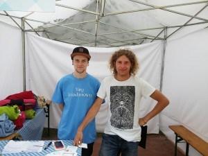 Śniadanko można zjeść w specjalnie zaaranżowanych jadalniach lub