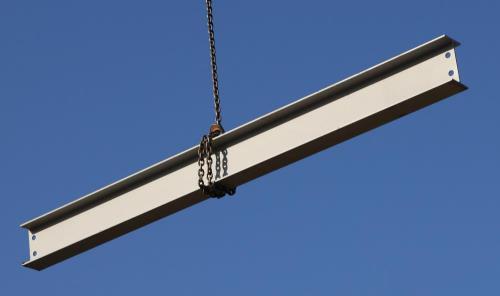 Podczas błędnie prowadzonego transportu lub montażu może