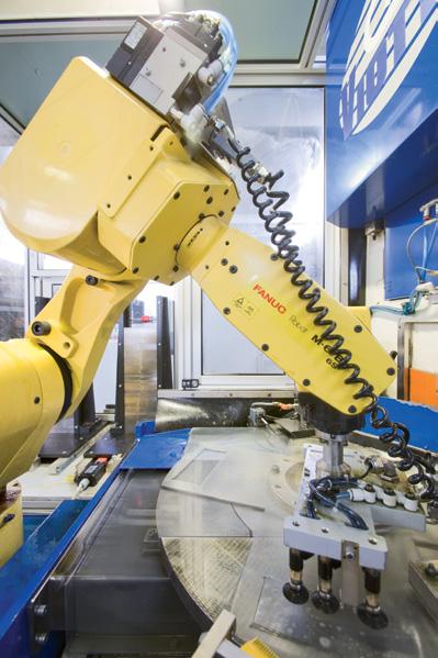 PRECYZja W procesach produkcyjnych Mattei wykorzystywane są najnowocześniejsze roboty przemysłowe oraz sterowane cyfrowo centra obróbcze.
