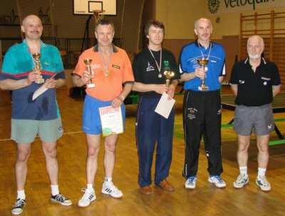 Tenis stołowy 23 maja 2007 W Wawrowie, z udziałem 36 zawodników, odbyły się IX indywidualne mistrzostwa woj. lubuskiego weteranów w tenisie stołowym.