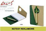 Na produkcie wykonujemy dowolne znakowanie reklamowe. Notes dostępny w pięciu wersjach kolorystycznych. Niska cena jednostkowa.