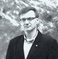 Roman WRÓBEL Historyk, dziennikarz, był nauczycielem historii w Szkole Polskiej im.
