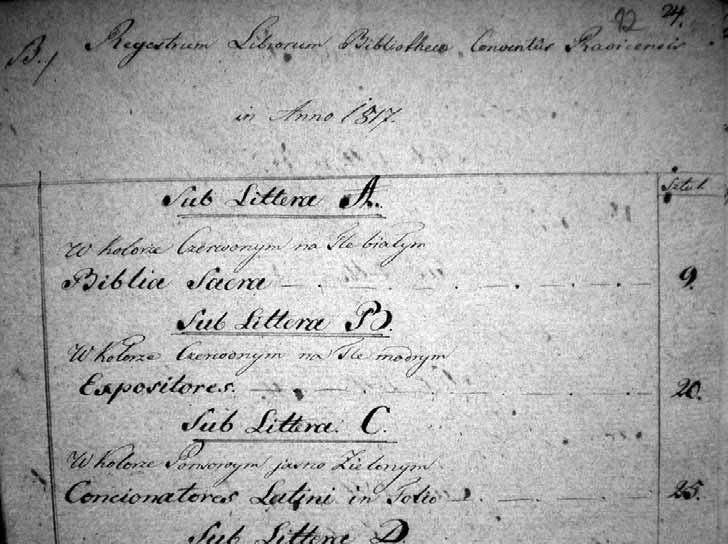 Spisy i katalogi wielkopolskich bibliotek klasztornych 121 Ryc. 11. AP Poznań, Rejencja w Poznaniu, sygn. 4445, k. 12, katalog biblioteki reformatów w Rawiczu, 1817, fragment s. 1. Fot. K.