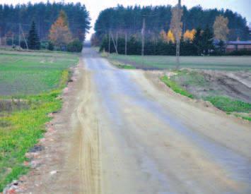 produkcji gruntów rolnych. Obecnie trwa ocena wniosku. W latach 2010-2011 został już wykonany odcinek drogi o długości 400 mb. Gniszewo ul. Spokojna Przebudowa drogi Boroszewo- Siwiałka str.