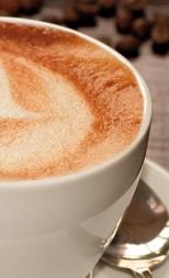 nierdzewnej), jeden kran do gorącej wody i jeden moduł do cappucino eektroniczne sterowanie automatyczne napuszczanie wody wbudowany moduł