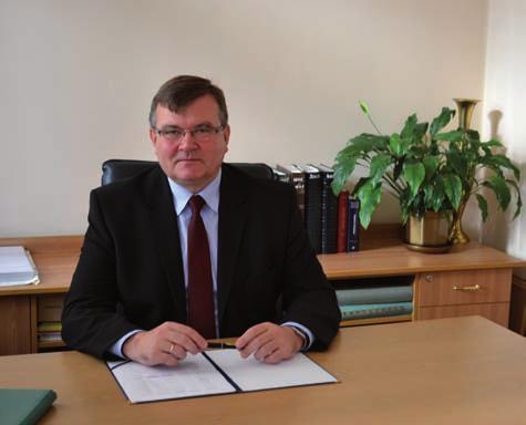 2 BIULETYN INFORMACYJNY URZĘDU GMINY MIĘDZYRZEC PODLASKI Z życia Gminy Wójt Krzysztof Adamowicz uzyskał absolutorium Podczas XXXI Sesji Rady Gminy Międzyrzec Podlaski w dniu 29 czerwca b. r.