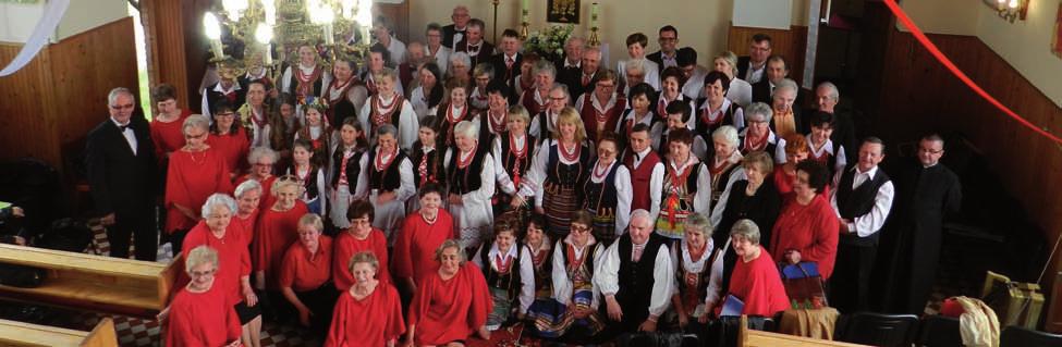 Nagrody pieniężne w wysokości 200, 100 i 50 zł wręczyli radni powiatu bialskiego Mariusz Kostka i Marek Sulima wraz z p.o. dyrektora GOK- u Michałem Teofilskim.