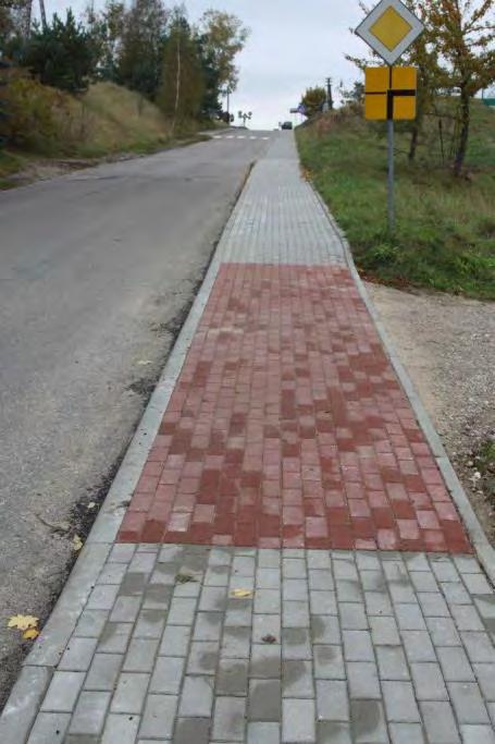 Chodnik w Wąglikowicach We współpracy w Gminą