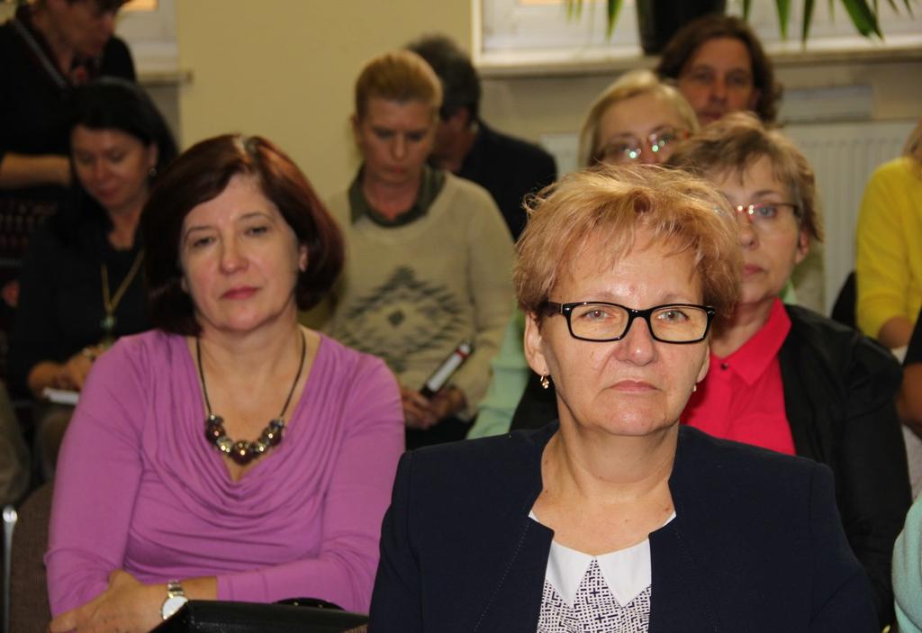 su nauczycieli.