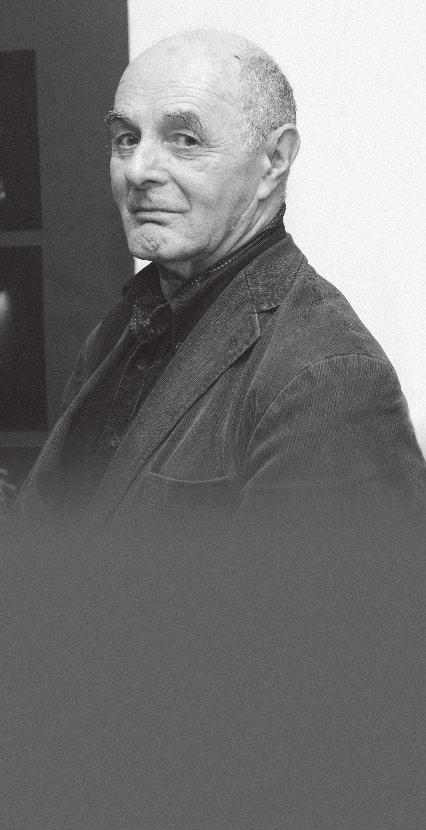 profil 40 41 JURAJ HERZ g Daniel Bernát Neštudoval FAMU a medzi režisérmi československej novej vlny bol podľa vlastných slov outsiderom. Jeho filmy však nemožno prehliadať.