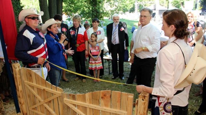 ćwierćwiecza samorządu w wolnej Polsce. Uroczystość zgromadziła radnych strzeleckiej Rady Miejskiej wszystkich kadencji od 1990 roku oraz zasłużonych pracowników samorządu.