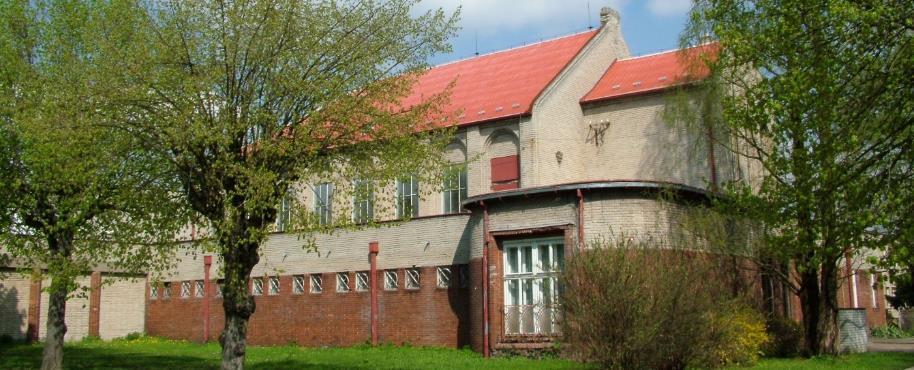 W kolejnych dwóch stuleciach świątynia była udoskonalana, wielka rekonstrukcja kopuły i fasady została przeprowadzona w latach osiemdziesiątych