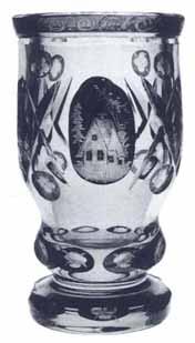 2003-4/233 überarbeitet Nachtkaraffe und Becher, Monogramm T, schräge Facetten farbloses Glas, opak-weiß überfangen, geschliffen, geschnitten Karaffe H 19,4 cm, D 7,7 cm, Becher H 9,8 cm, D 7 cm