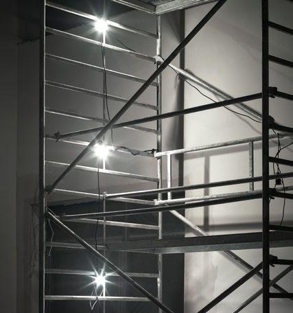 + ŁAŃCUCHY I LINIE ŚWIETLNE Pojedyncze łańcuchy FUTURE LINE LED o standardowej długości 11,5 m,