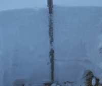 Hala Gąsienicowa 12 mnpm (data wykonania 11.12.213r.) grubość pokrywy śnieżnej 4 cm Profil wykazuje niewielkie niestabilności na głębokości ok.