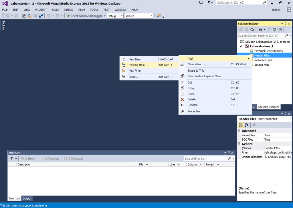 6. Wróć do programu Microsoft Visual Studio i zarejestruj pliki biblioteki graficznej. W tym celu znajdź panel Solution Explorer.