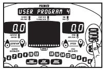 USTAWIENIA PROGRAMÓW U4-U5 W programach U4 i U5 można zachowywać wszystkie dane dotyczące twojego ulubionego programu. Urządzenie będzie zapamiętywało zmiany, które wprowadzasz podczas treningu.