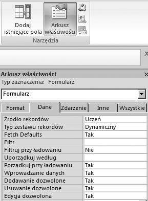 Obiekty umieszczane w formularzu nazywamy formantami. W tym widoku można również zmieniać właściwości formularza lub ustawiać właściwości formantów.