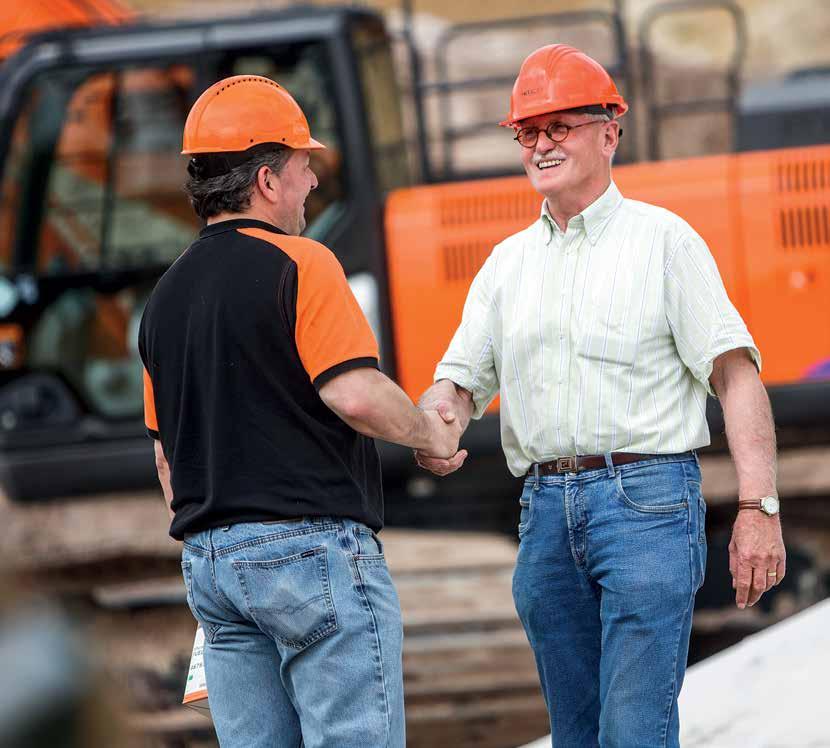 System Global e-service Wsparcie techniczne Części firmy Hitachi Rozszerzona gwarancja i umowy serwisowe Każdy nowy model koparki Hitachi Zaxis-6 jest objęty pełną gwarancją