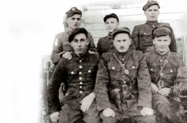 34 wydarzyło się w XX wieku kontyngentową (czyli taką, do której ludzie z odległych nawet wiosek musieli dostarczać mleko według wygórowanych limitów) pod Ostryną i zlikwidował funkcjonariusza