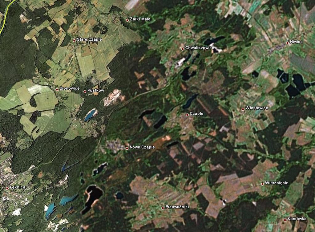 30 ności wynosi 6058 osób (2002 r.). Na terenie gminy znajduje się fragment Pojezierza Antropogenicznego [Program Ochrony Środowiska dla Łużyckiego Związku Gmin 2003].