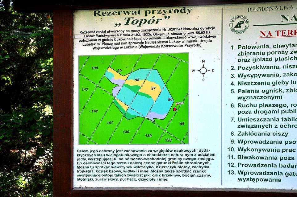 Fot. 4 Tablica informacyjna w rezerwacie,,topór Źródło: www.weekendowarekreacja.