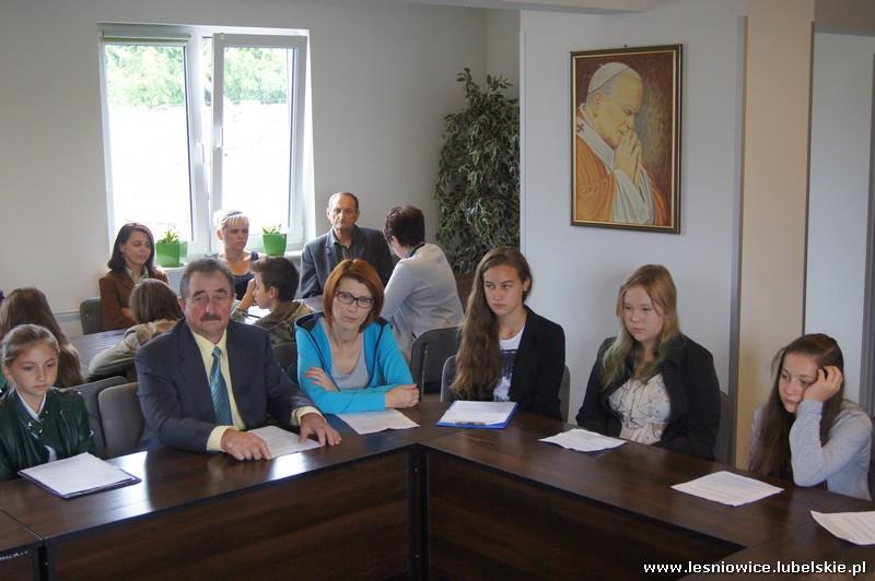 odbyła się w 2012 roku, wspólni czytano Pana Tadusza Adama Mickiwicza, Podczas drugij dycji dziła Alksandra Frdry, a rok tmu Trylogię Hnryka Sinkiwicza W tym roku odbyła się już czwarta dycja akcji,