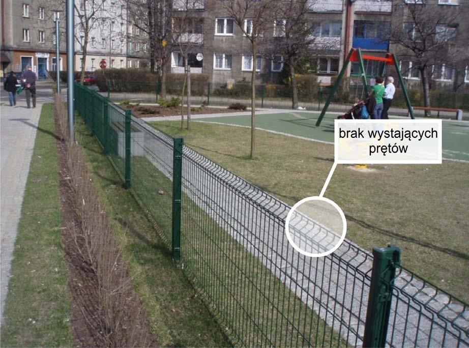 Rys.16 Projektowany typ ogrodzenia panelowego (zaznaczono miejsca gdzie absolutnie nie mogą występować pionowe pręty).