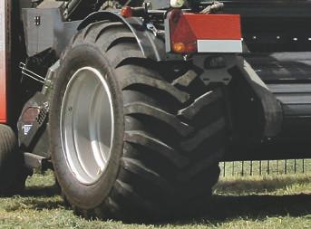 DANE TECHNICZNE i-bio+ OPTICUT 14 i-bio+ OPTICUT 23 WYPOSAŻENIE DODATKOWE Wymiary Szerokość Wysokość / otwarta komora prasowania Długość 2,75 m 2,70 m 4,50 m Masa 3700 kg 3800 kg Podbieracz Szerokość
