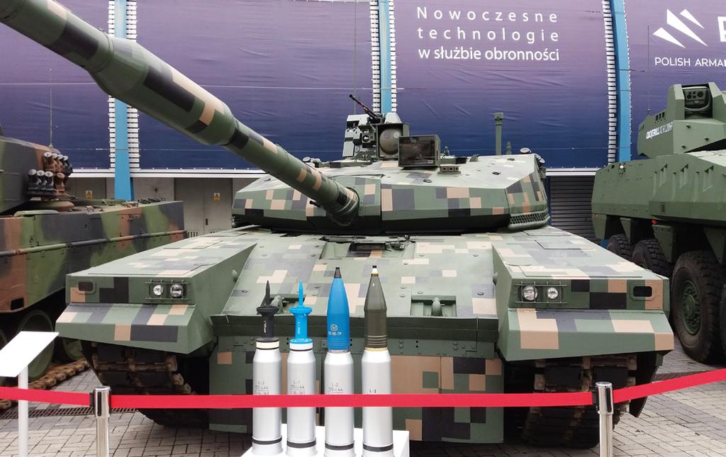 Inny wariant T-72 NATO, PT-16. Propozycja zakładała wykorzystanie bądź zupełnie nowej wieży, bądź tańszą modernizację istniejącej. (Fot. BK/WiT) Ważną kwestią są także rezerwy ludzkie.