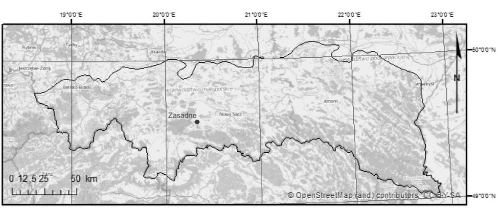 Ryc. 4. Obszar badań na tle Karpat. Fig. 4. Study area on the background of the Carpathians. Na badanym terenie dominują osuwiska nieaktywne (przykład Ryc. 5.).