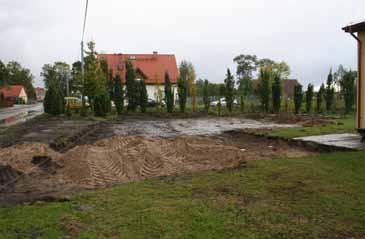 Całość zadania w wysokości 17 440 zł została sfinansowana z budżetu gminy Rychliki. Mamy nadzieję, że plac będzie służył wszystkim bardzo długo. Dbajmy więc o niego i szanujmy.