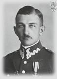 maja 1934 roku). W latach 1935 1939 był senatorem RP z województwa stanisławowskiego We wrześniu 1939 roku przedostał się do Rumunii, a następnie dotarł do Palestyny.