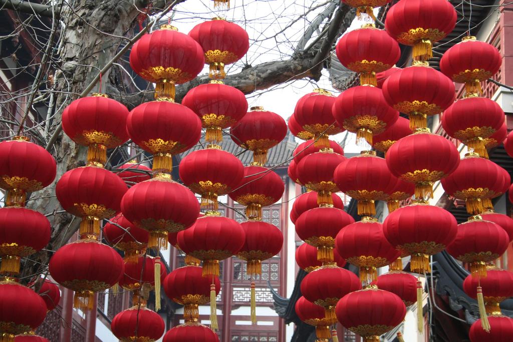 CHINY -25.04-06.