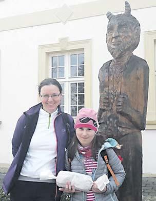 podczas której Czarci M³yn odwiedzi³a dwójka turystów z Boles³awca. To bardzo mi³e, kiedy ktoœ po zwiedzeniu m³yna wraca i jeszcze przyprowadza swoj¹ rodzinê.